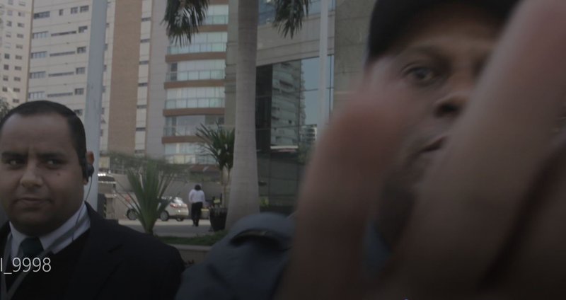 Security guards tried to prevent Global Witness from filming outside Glencore's Sao Paulo office